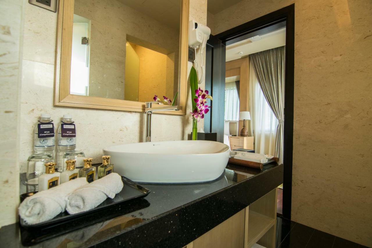 Royale Chulan Tempat peranginan 5*
